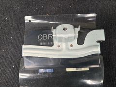 ハイエースバン200系(GDH206V)右　スライドドア　コントロール　リレー　85980-26161 中古