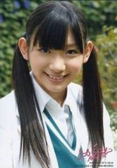 生写真(AKB48・SKE48)/アイドル/AKB48　小林茉里奈/バストアップ/白シャツ・グリーンのニット・白ジャケット/上からマリコ初回特典