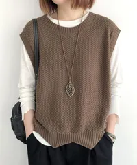 【タグ付新品未使用】[seu23q31023ブラウン]裾ペプラムデザインニットベスト