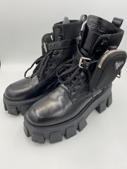 PRADA プラダ　モノリスレザーナイロンファブリックブーツ