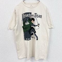 古着 used　進撃の巨人　リヴァイ兵長　半袖アニメプリントTシャツ　キャラクターデザイン　クルーネック　白　ホワイト　Lサイズ