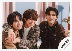 【中古】生写真(ジャニーズ) なにわ男子/大西流星・長尾謙杜・大橋和也/横型・上半身/シングル「Special Kiss」MV＆ジャケ写オフショット/公式生写真
