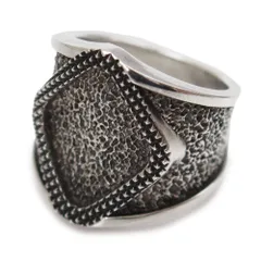 新品 BOTTEGA VENETA リング 指輪 ペンダントトップ レア 希少品 新品 BOTTEGA VENETA リング 指輪 ペンダントトップ レア 希少品