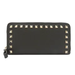 2023年最新】VALENTINO ロックスタッズの人気アイテム - メルカリ