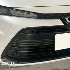 【松印】車種専用 ガーニッシュフィルム (フロント)4 トヨタ カローラ セダン ZWE211 ZWE214 ZWE215 ZWE219 ZRE212 NRE210 MZEA17 ハイブリッド WXB
