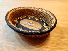 バリ島伝統工芸品　アタ　丸型小物入れ　未使用品