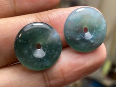 RS10-129 氷糯種 深灰藍飃雪花 玉壁 平安守り 天然ドグアテマラ産 A貨 本翡翠 ルース ネックレス