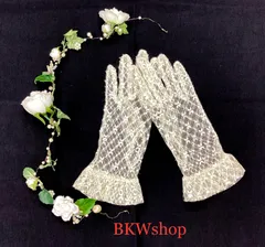 ＜現品限り＞新品未使用　ウエディンググローブ　ゴールドホワイト　ショート　パーティー