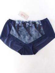 【新品】Triumph　トリンプ　ショーツ　ボーイズレングス　紺系　送料込み　L　971930