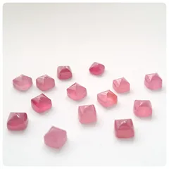 ・貼るだけ簡単♪14kgf天然石ピアスキット　シュガーローフカット・ルビーAAA-