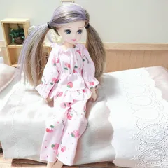 【24】パジャマ上下セット ピンク×イチゴ柄 リカちゃん 服