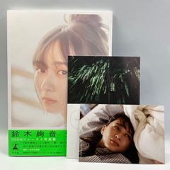 豆B4【写真集】　冊子・ポストカード付き　鈴木絢音　光の角度