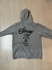 STUSSY(ステューシー) グレー フード付き ジップアップパーカー L