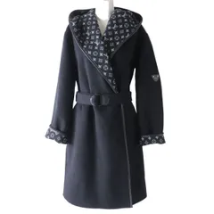 未使用品◎正規品 伊製 LOUIS VUITTON ルイヴィトン レディース ベルト付き フーデッドラップコート ブラック 裏モノグラム柄 38 タグ付き　m04-st30217-9792のサムネイル