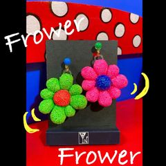 つぶつぶフラワー★ピアス(黄緑×ピンク)