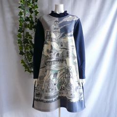 新品 9357 ML ニット チュニック ワンピース 秋 冬 フリルハイネック ヨーロッパ絵画風絵柄 レディース 紺系 異素材切替 50代 60代 70代