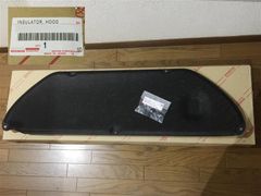 ★新品 トヨタ ZRR8# ZWR80 ノア ヴォクシー エスクァイア 純正 ボンネットインシュレーター クリップ付き フード TOYOTA Insulator Hood