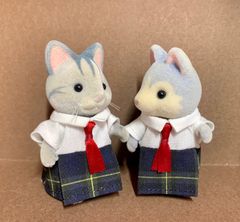 シルバニアファミリー服 97　男の子サイズ　女の子サイズ　制服 女の子の制服 | シルバニアファミリー