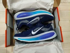 シューズ nike vomero 5 27.5cm 2025年最新】ナイキボメロの人気アイテム - メルカリ