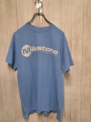 【GILDAN】Milestone  　プリント　Mサイズ