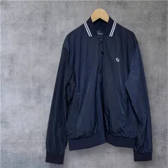 美品 フレッドペリー リバーシブル フリースジャケット　ナイロンジャケット フレッドペリー リバーシブル フリースジャケット ナイロンジャケット