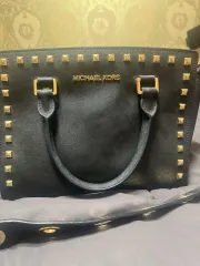 MICHAEL KORS(マイケル・コース)