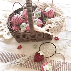 <2個セット>コロンとひとつぶ♡いちごのヘアゴム