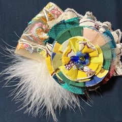 秋冬ブローチ チェコビーズ 刺繍リボン コサージュ
