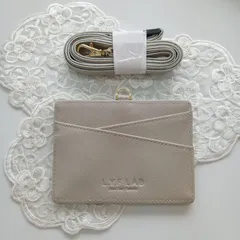 カードケース　ストラップ付　ベージュ