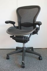 【TS様専用】【少々ワケアリ/ジャンク品】I　HermanMiller　ハーマンミラー　アーロンチェア　Bサイズ　フル装備　可動肘　グラファイト　クラシックカーボン　ランバーサポート