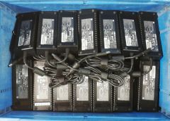 純正HP AC ADAPTER 19.5V-6.9Aプラグ外径約7.4mm、内径約5.0mm センターピンあり 20個セット