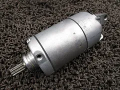 ゼファー400 純正　セルモーター スターターモーター ギア付き　実働 カワサキ ゼファー400(ZR400C) セルモーター (スターター