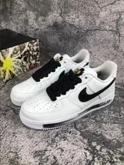 2024年最新】NIKE AIR FORCE 1 PARA-NOISEの人気アイテム - メルカリ