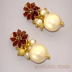 大粒 パール  と コスモス の イヤリング 金属アレルギー対応 レジン ピアス