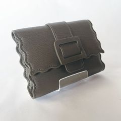 ✱CHARLES＆KEITH（チャールズキース）✱trifold wallet（三つ折り財布）