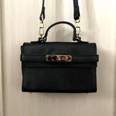 SITA PARANTICA シボガワミニショルダーBAG【極美品】 - メルカリ