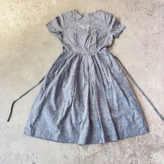 QUEENS COURT クイーンズコート シャンブレー刺繍ワンピース リボンベルト付 9号 Mサイズ レディース 清楚 きれいめ 上品 半袖 膝丈ワンピ  レトロ　刺繍　フレアワンピース　肩パッド