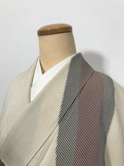 【中古】Sサイズ 紬 正絹 白地に縞文様 アンティーク