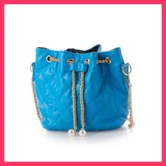 ★スタッフおすすめ★キルティングデザインゴールドチェーンミニショルダーバッグ  キルティングデザインがおしゃれな巾着型ショルダーバッグ。 上品　おすすめ おしゃれ　★売れ筋★　人気 高見え　高級感