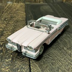 フランクリンミント 1/24 エドセル サイテーション 1958 ピンク 1958 Ford Edsel Citation Convertible - Pink 1:24 Diecast