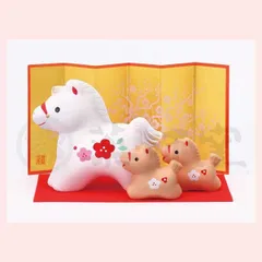 干支置物　錦彩　招福午（紅梅・親子）　◎2個目～大幅値引き対象商品　※オブジェ,開運,縁起物,寿,古来,伝統,ドール,リーズナブル,レトロモダン,お正月,迎春,十二支,うま,馬,飾り,個性的,2026年,令和8年,陶器,陶製,可愛い,かわいい,ファンシー