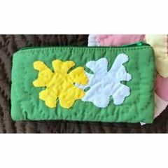 ＜正規品＞カードポーチ♡ハイビスカス♡グリーン♡ハワイアンキルト