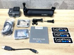 F-04075 GoPro ウェアラブルカメラ Hero+LCD 3脚付き自撮り棒付属