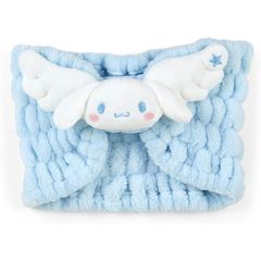 【新品・送料無料】 サンリオ はね付きヘアバンド シナモロール (大人用フリーサイズ・顔型ぬいぐるみマスコット付き)