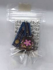 ☆新品未使用「送料込」色々取り付けられるお守りベル//桜ピンク⑪//Chari-bura チャリブラ//r100