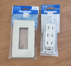 Panasonic埋め込みトリプルコンセント「WN1530P」と対応プレート「WN6003WP」のSET