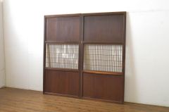 ▼現状販売▼ 組子帯戸2枚セット アンティーク建具 引き戸 格子戸 レーザー組子板戸 4～7営業日前後で発送(※修理加工希望の方3ヶ月程で発送) R-063592