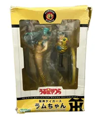 未使用 箱痛みあり 阪神タイガース うる星やつら　フィギュア　ラムちゃん　色違い うる星やつら 阪神タイガース ラムちゃん フィギュア