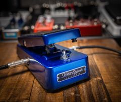 Xotic Wah XW-1 - メルカリ