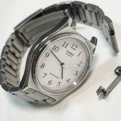 希少【稼働品】【新品電池】AKTEO クォーツ腕時計 伸縮ベルト シルバー 